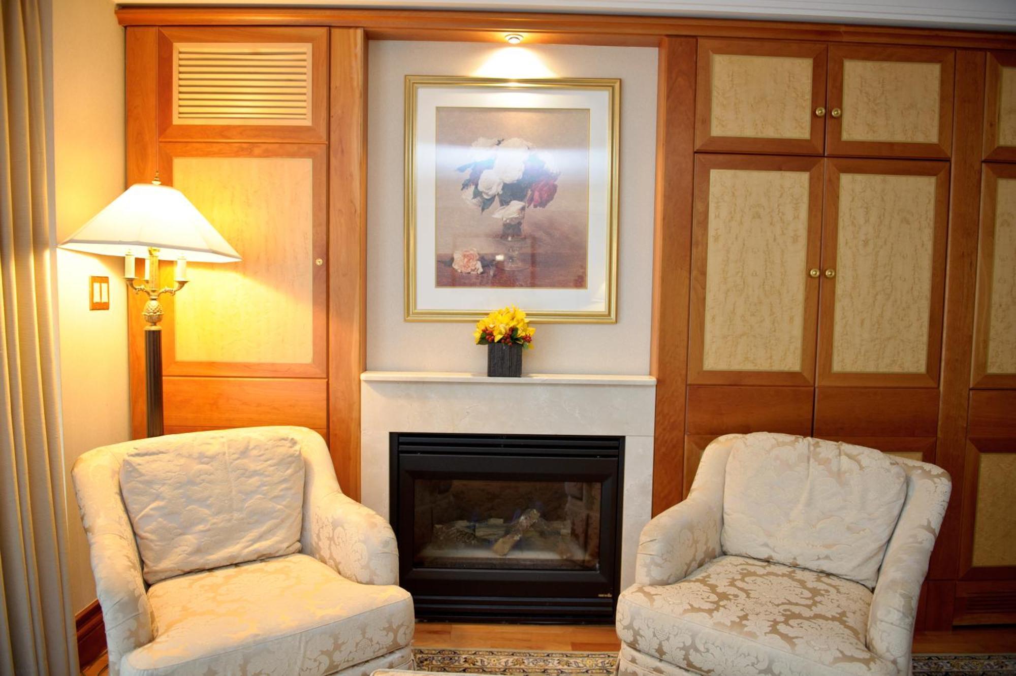 The Waterside Inn Місісаґа Номер фото