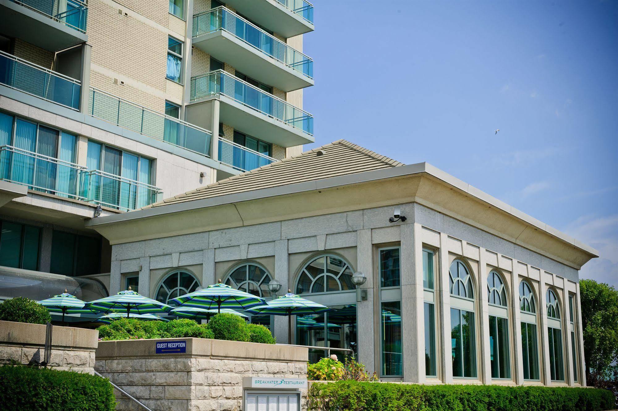 The Waterside Inn Місісаґа Екстер'єр фото