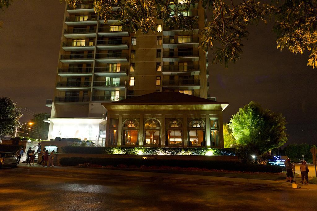 The Waterside Inn Місісаґа Екстер'єр фото